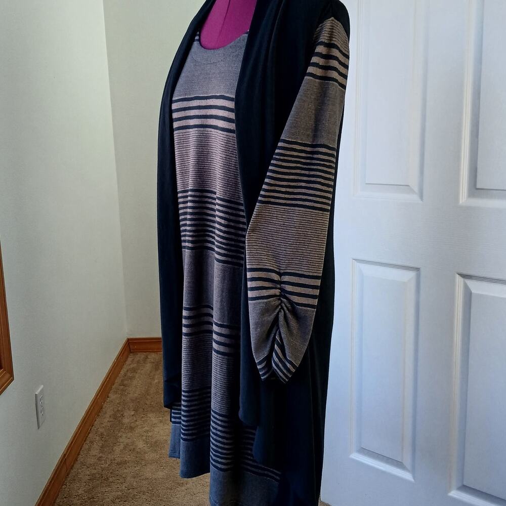Haani Woman 2-in-1 Sweater Dress Cardigan 2X black tan stripe long sleeve midi